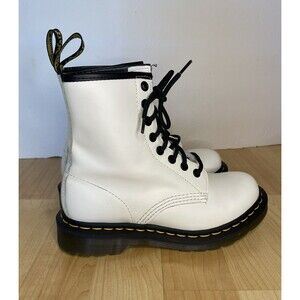 Dr. Martens 1460 Smoth Leather Lace Up Boots EU 36/ US 5 White